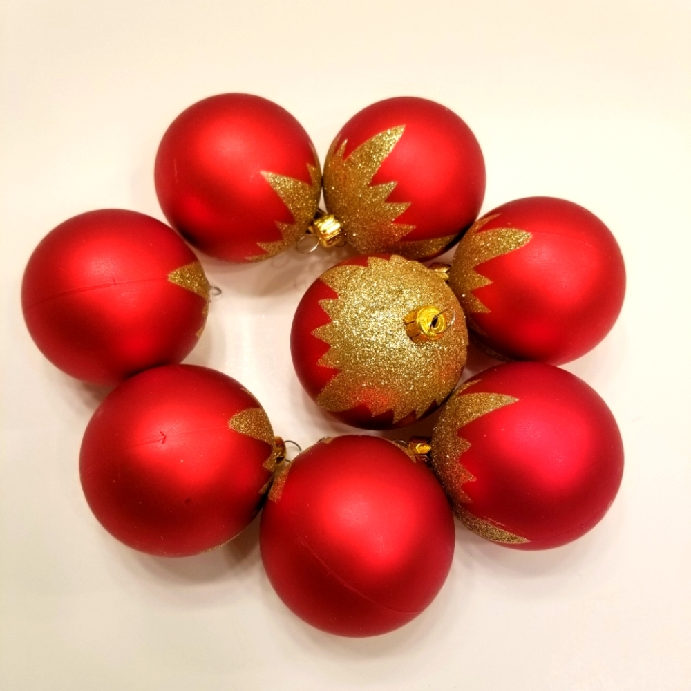 🎄8 Red Gold Glitter Christmas Ornaments Hand  Decorated by European Craftsman🎅